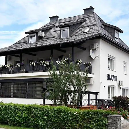 Enjoyit Gasthof Velden am Wörthersee