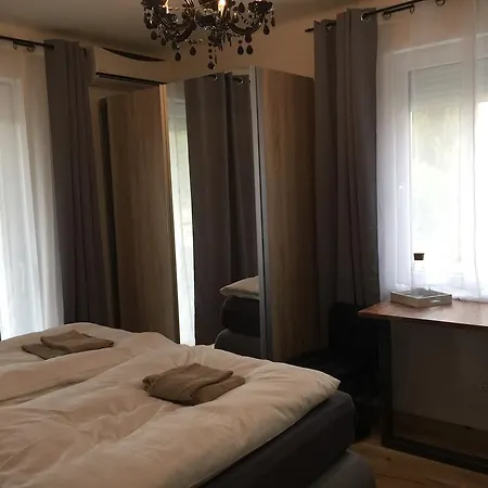 Konukevi Enjoyit Velden am Wörthersee