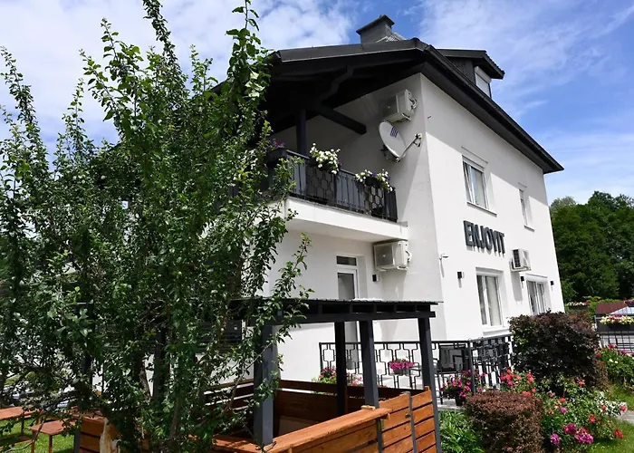 Enjoyit Gæstehus 3*