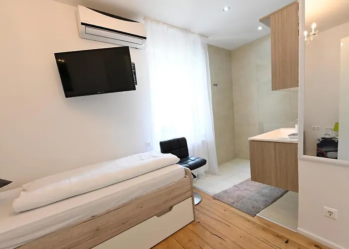 Enjoyit 3* Velden am Wörthersee