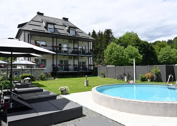 Enjoyit Gæstehus 3*